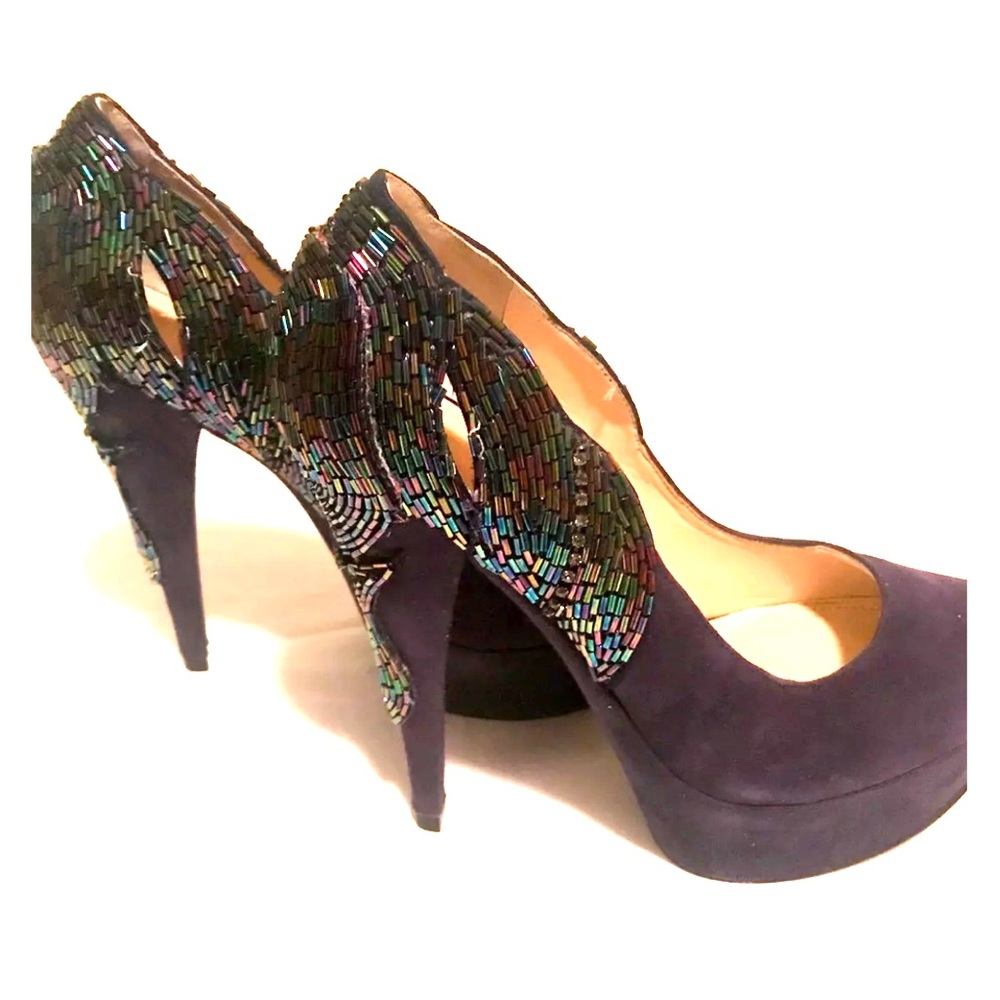 Suede pumps